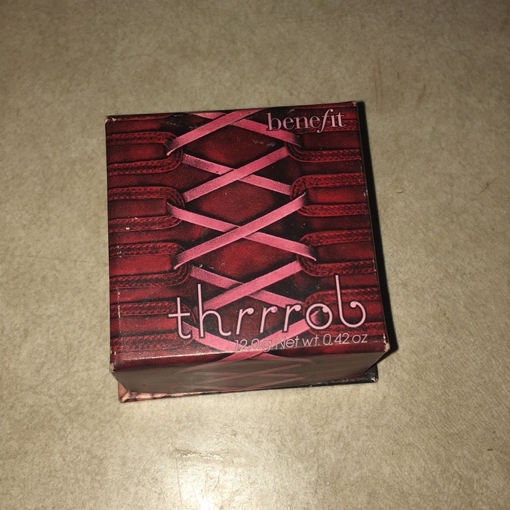 Benefit Thrrrob Blush